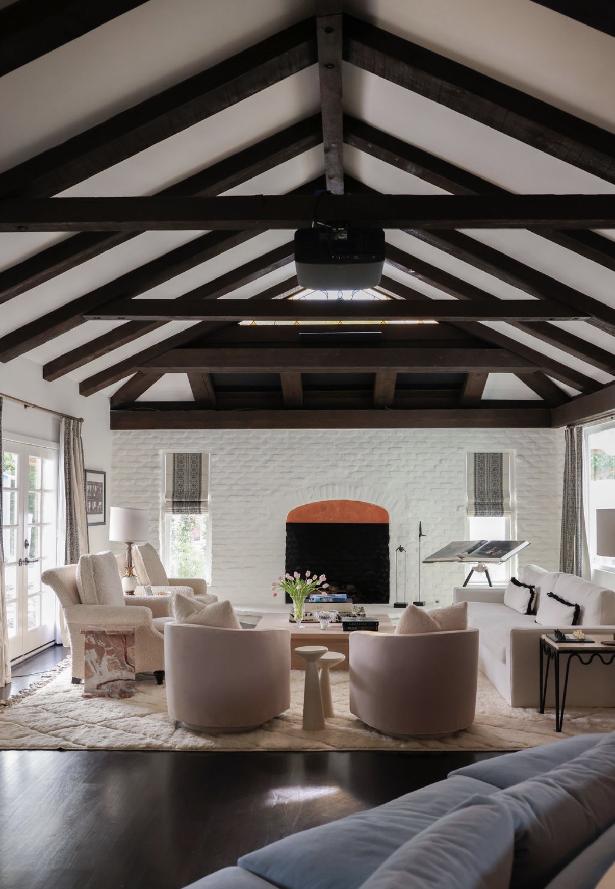 Capa Fina interior design — Encino — Interior XI